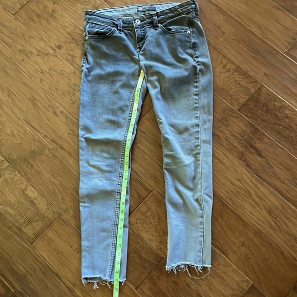 Women’s Levi’s Low Twist - Picture 6 of 6
